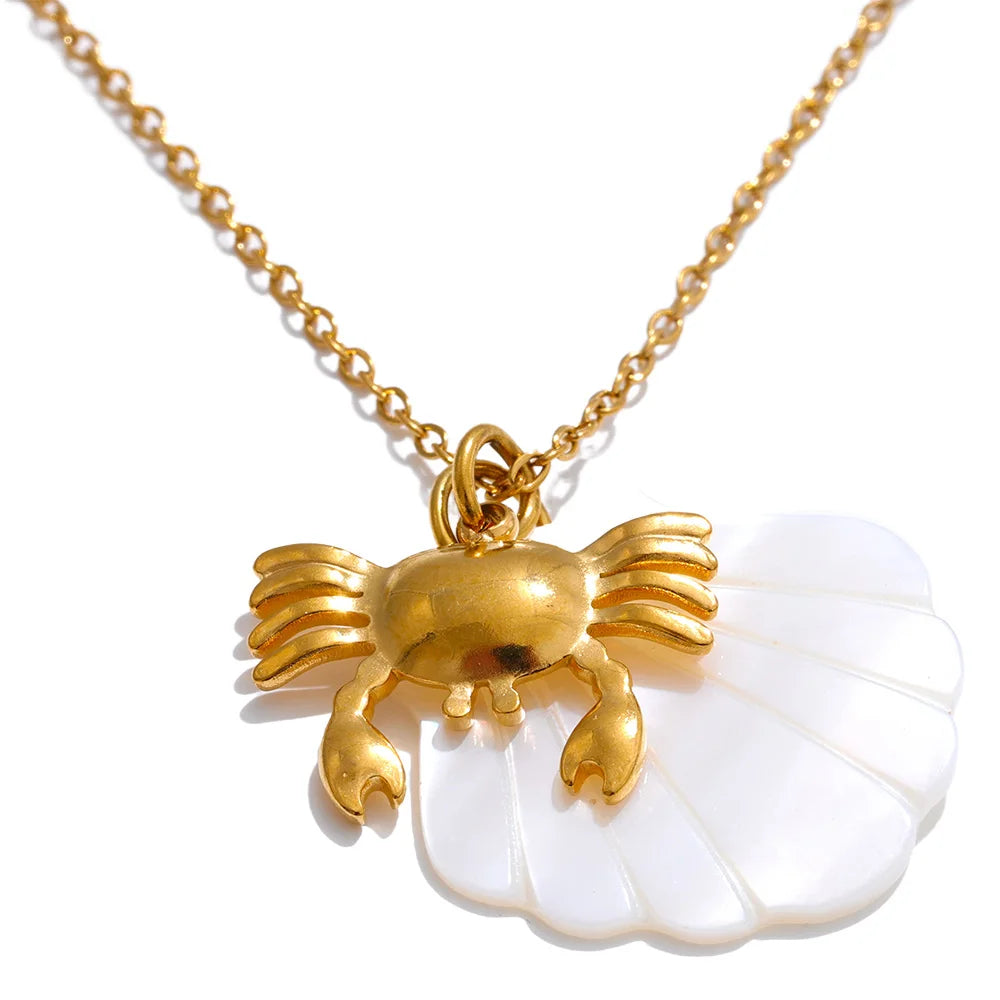 Conca — Shell & Charm Necklace