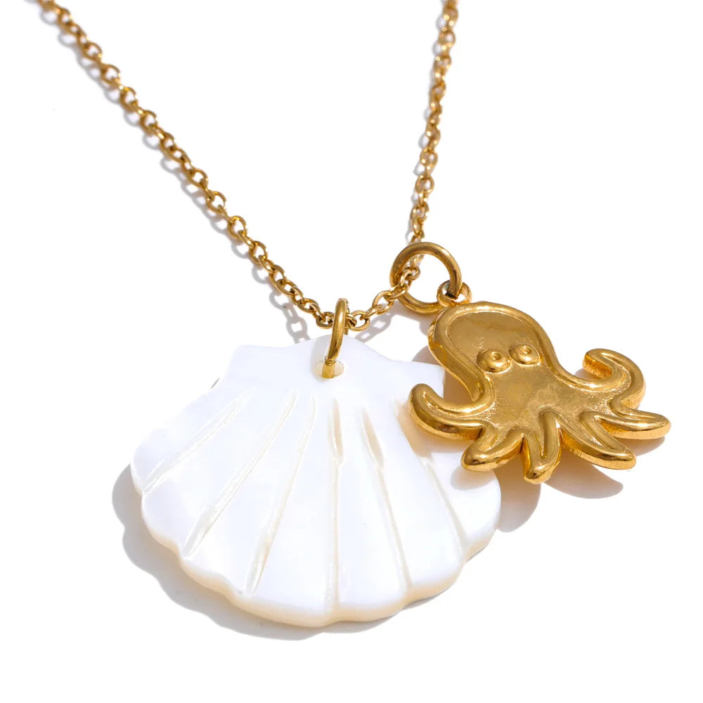 Conca — Shell & Charm Necklace