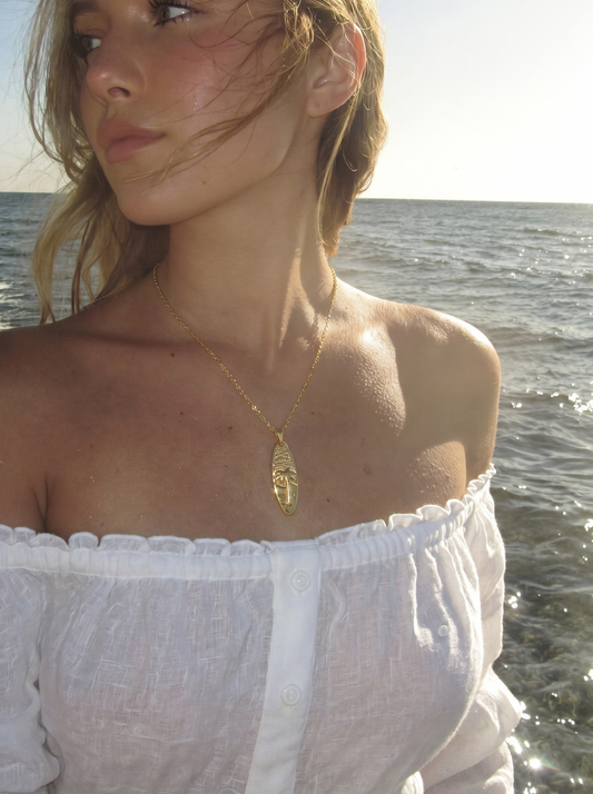 Palma — Palm Pendant Necklace